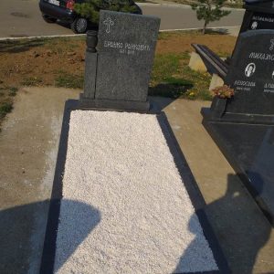 Nadgrobni spomenici, kapiteli, kamenorezac Bane-6 Nadgrobni spomenici, kapiteli, kamenorezac Bane-6