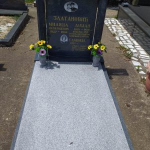 Споменици-02