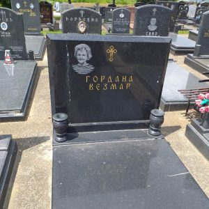 Споменици-04