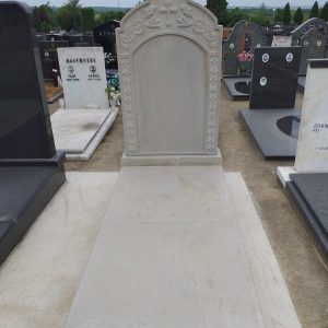 Nadgrobni spomenici, kamenorezac Bane-50