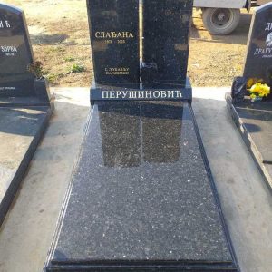 Nadgrobni spomenici, kamenorezac Bane-91