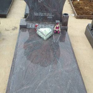 Nadgrobni spomenici, kamenorezac Bane-98