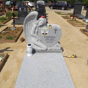 Nadgrobni spomenici, kamenorezac Bane-99