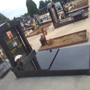 Nadgrobni spomenici, kapiteli, kamenorezac Bane-12 Nadgrobni spomenici, kapiteli, kamenorezac Bane-12