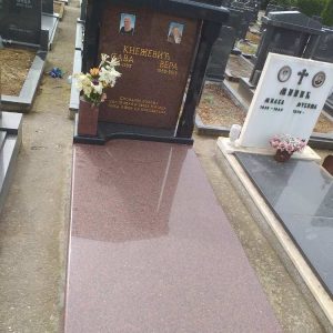 Nadgrobni spomenici, kapiteli, kamenorezac Bane-26 Nadgrobni spomenici, kapiteli, kamenorezac Bane-26