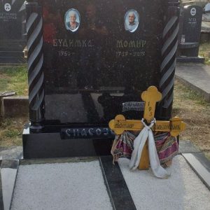 Nadgrobni spomenici, kapiteli, kamenorezac Bane-27 Nadgrobni spomenici, kapiteli, kamenorezac Bane-27