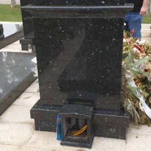 Nadgrobni spomenici, kapiteli, kamenorezac Bane-33 Nadgrobni spomenici, kapiteli, kamenorezac Bane-33