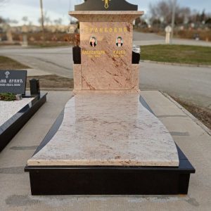 Nadgrobni spomenici, kapiteli, kamenorezac Bane-6 Nadgrobni spomenici, kapiteli, kamenorezac Bane-6