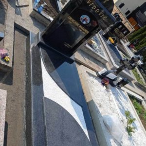 Kapiteli, kamenorezac Bane-28 Kapiteli, kamenorezac Bane-28