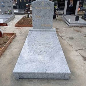 Nadgrobni spomenici, kamenorezac Bane-23