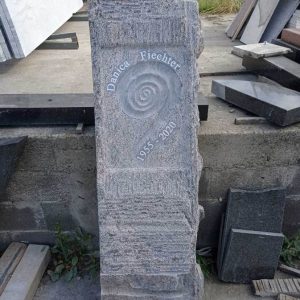 Nadgrobni spomenici, kamenorezac Bane-31